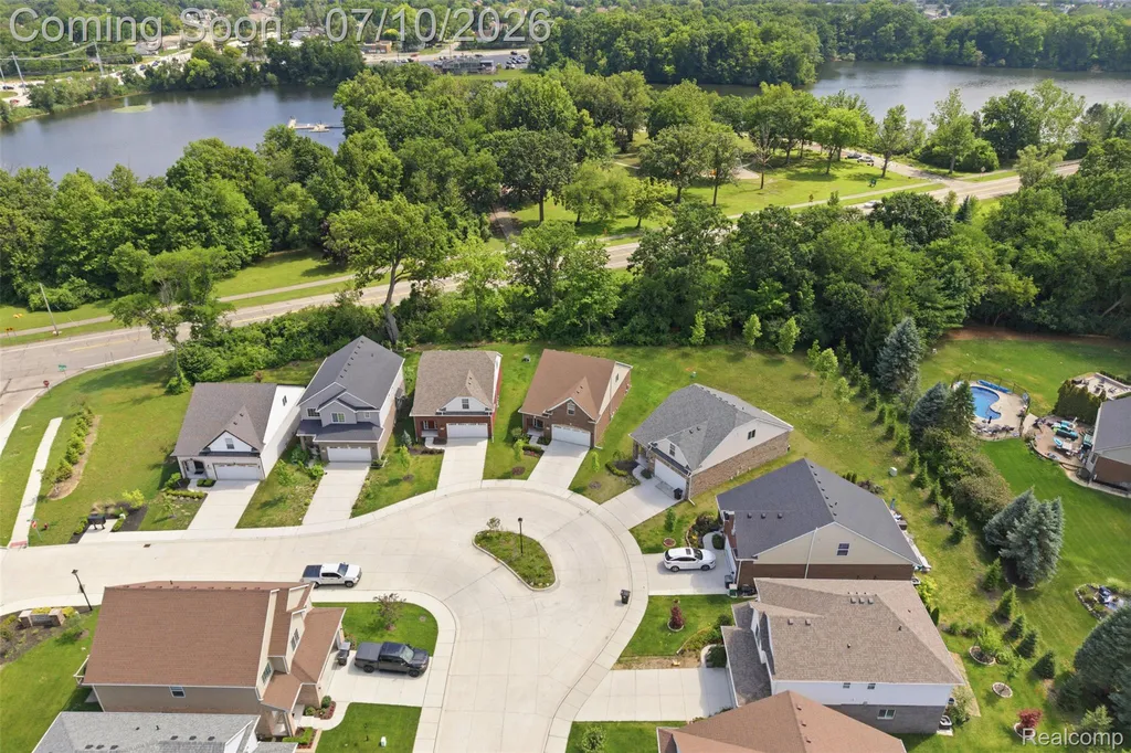 11789 Hines Place Drive Livonia City MI 48150