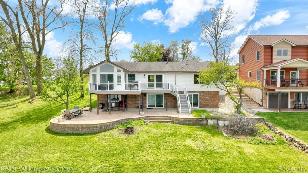 13980 Grandpoint Circle Somerset Township MI 49233