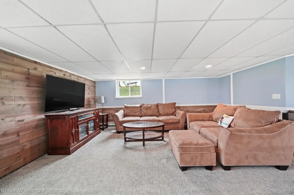 13980 Grandpoint Circle Somerset Township MI 49233