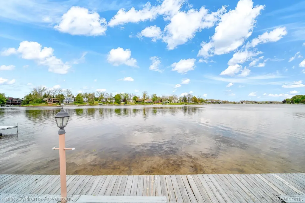13980 Grandpoint Circle Somerset Township MI 49233