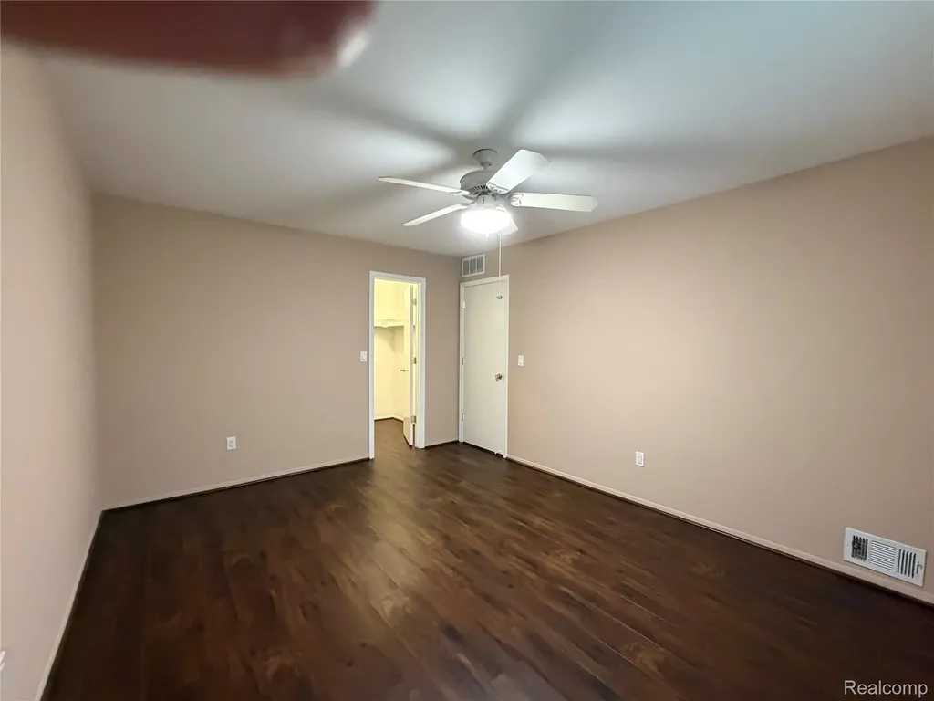 5220 W Utica Road Shelby Charter Township MI 48317