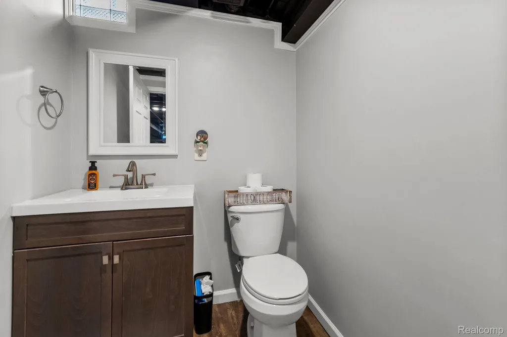 23003 Waterview Drive Huron Charter Township MI 48164