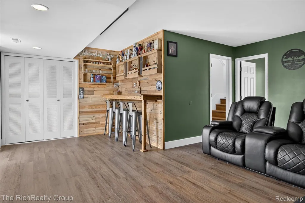 29252 Hunter Brownstown Charter Township MI 48183