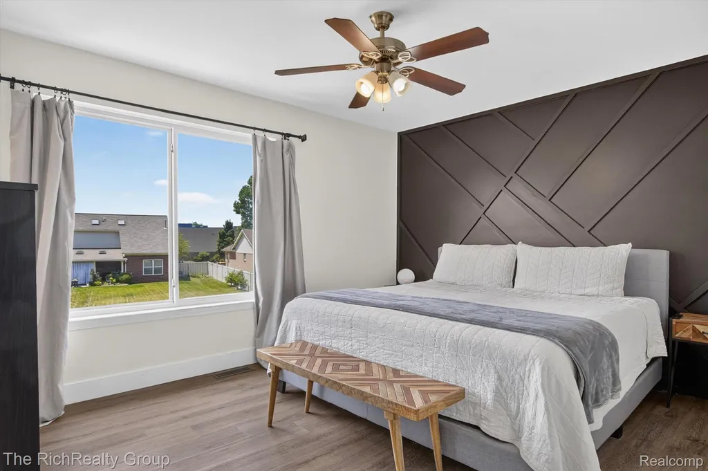 29252 Hunter Brownstown Charter Township MI 48183