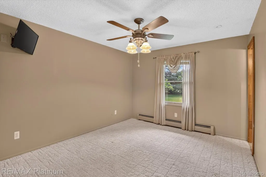 13365 N Territorial Road Dexter Township MI 48137