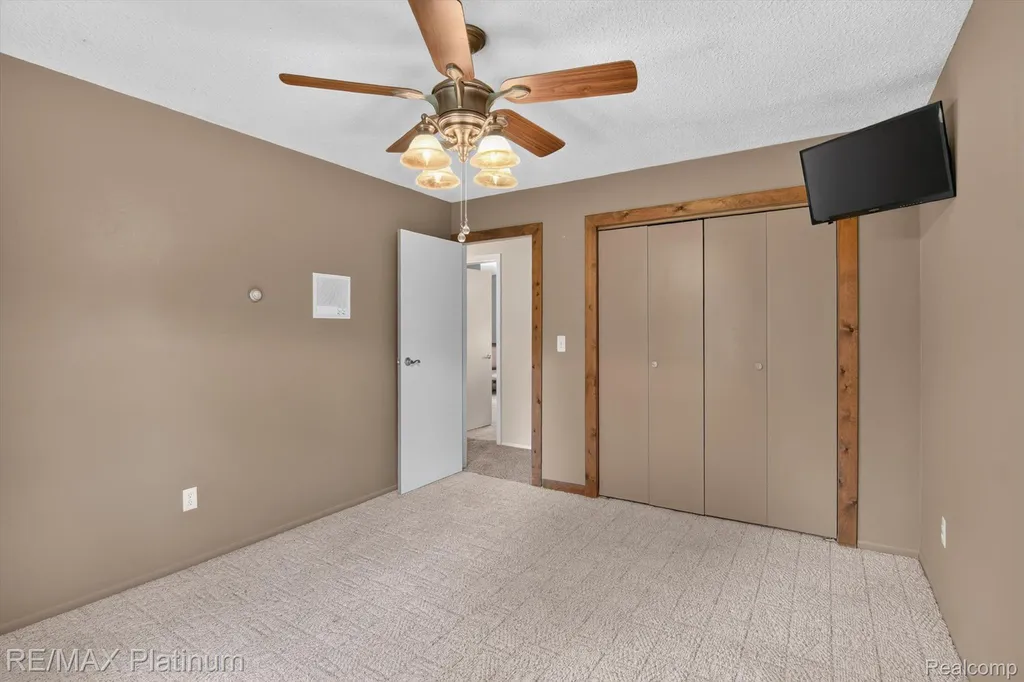 13365 N Territorial Road Dexter Township MI 48137
