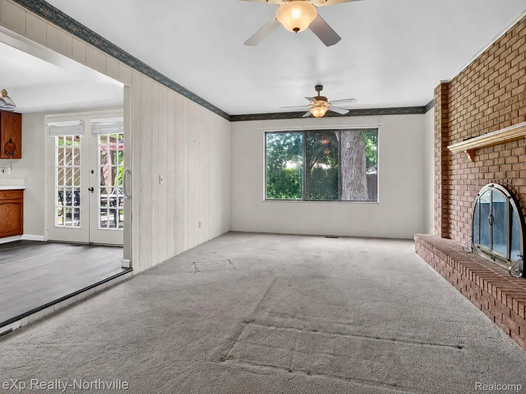 7565 Embassy Drive Canton Charter Township MI 48187