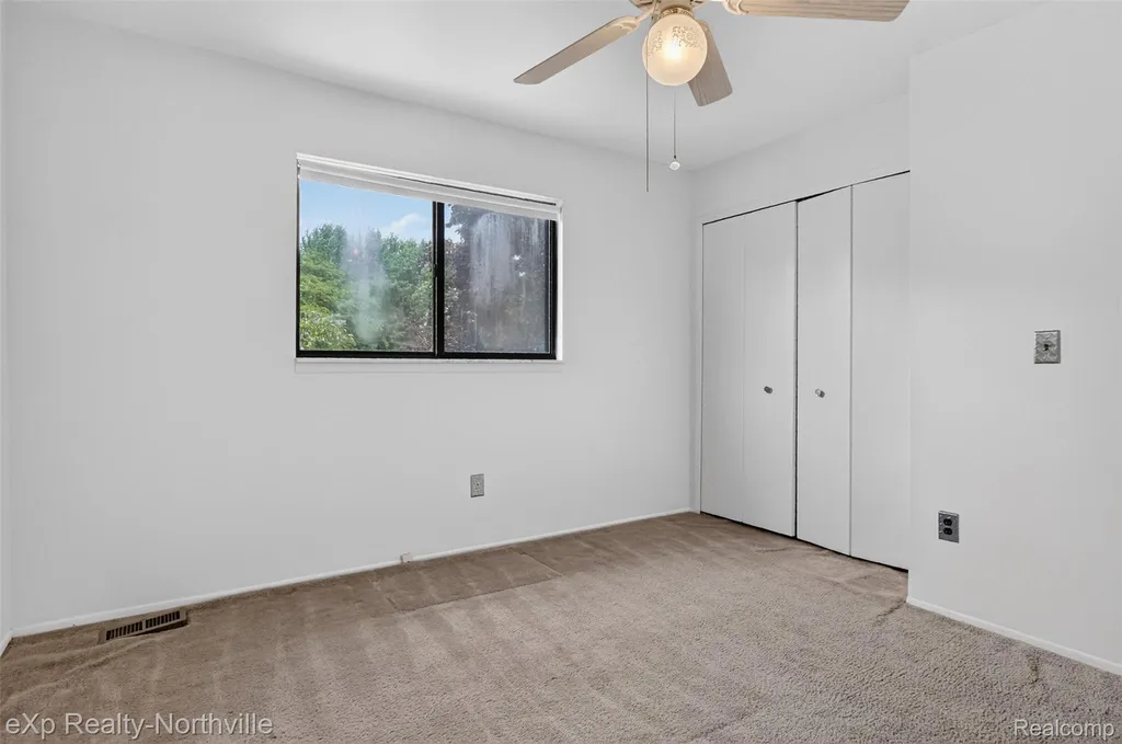 7565 Embassy Drive Canton Charter Township MI 48187