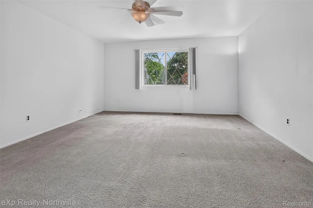 7565 Embassy Drive Canton Charter Township MI 48187