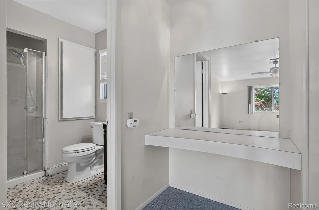7565 Embassy Drive Canton Charter Township MI 48187