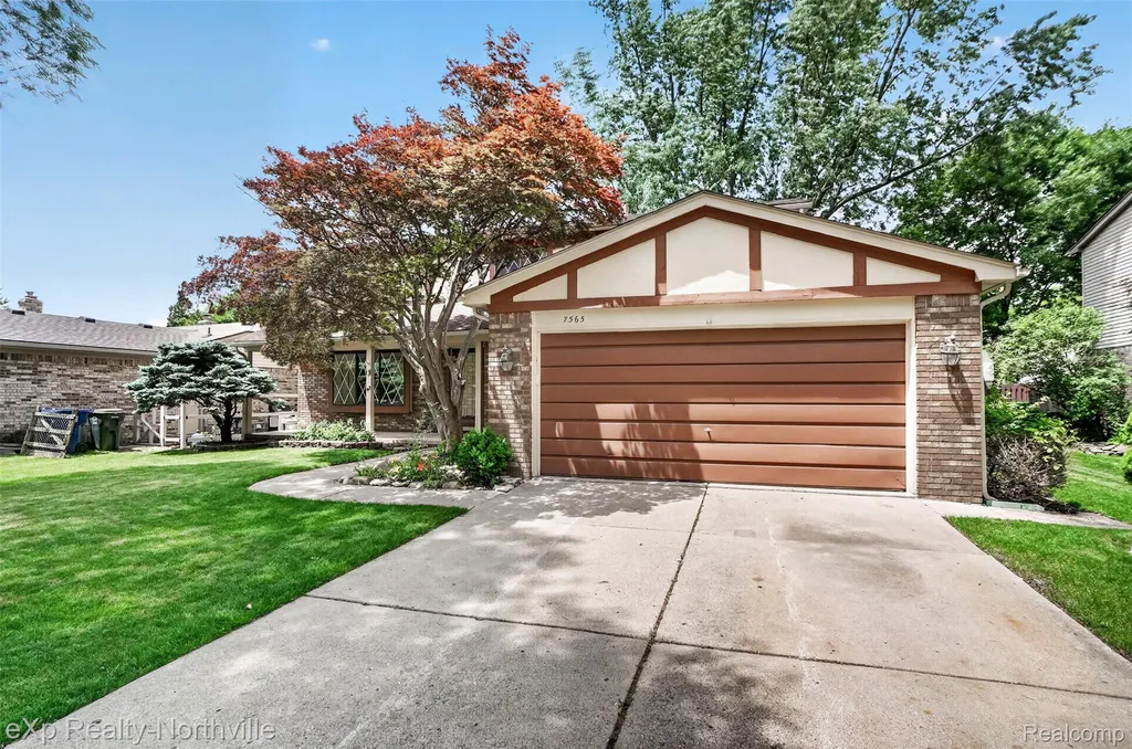 7565 Embassy Drive Canton Charter Township MI 48187