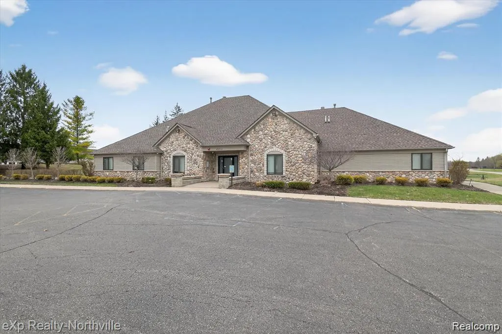 7565 Embassy Drive Canton Charter Township MI 48187