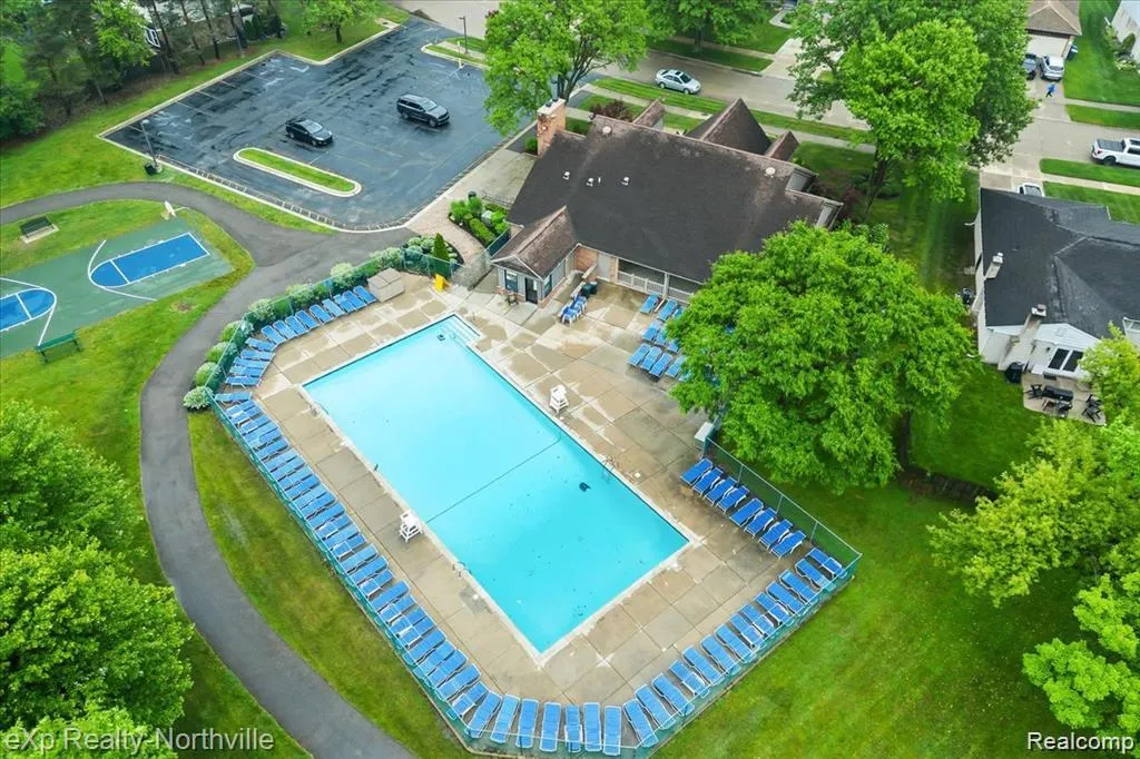 7565 Embassy Drive Canton Charter Township MI 48187