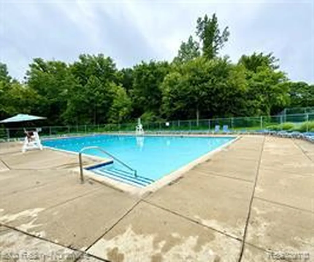 7565 Embassy Drive Canton Charter Township MI 48187