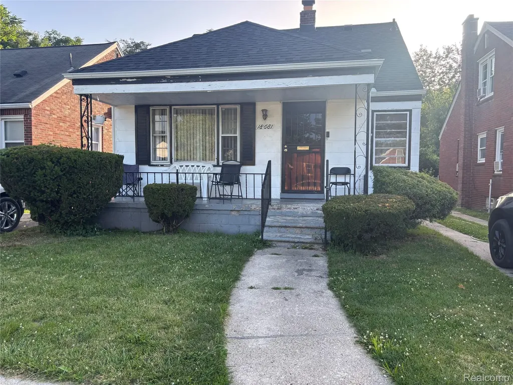 18681 Albion Street Detroit City MI 48234