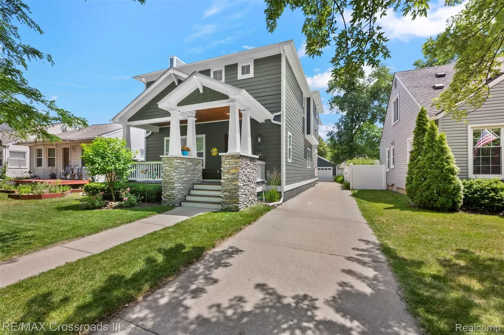 1506 N Altadena Avenue Royal Oak City MI 48067