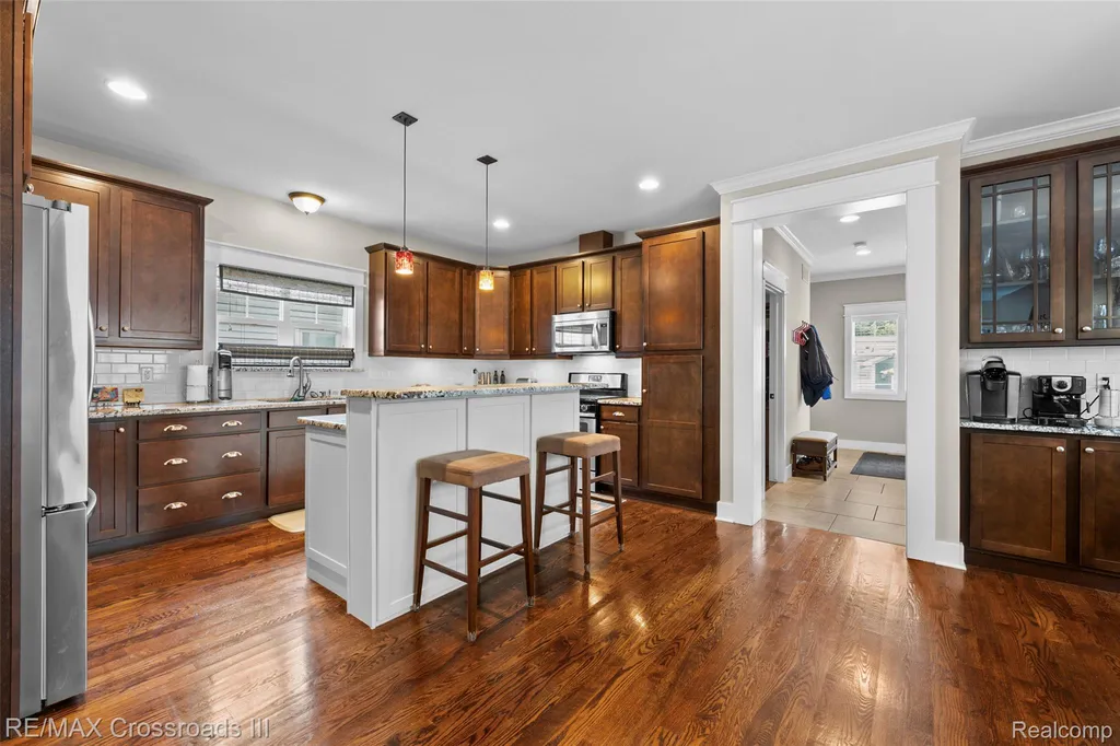 1506 N Altadena Avenue Royal Oak City MI 48067