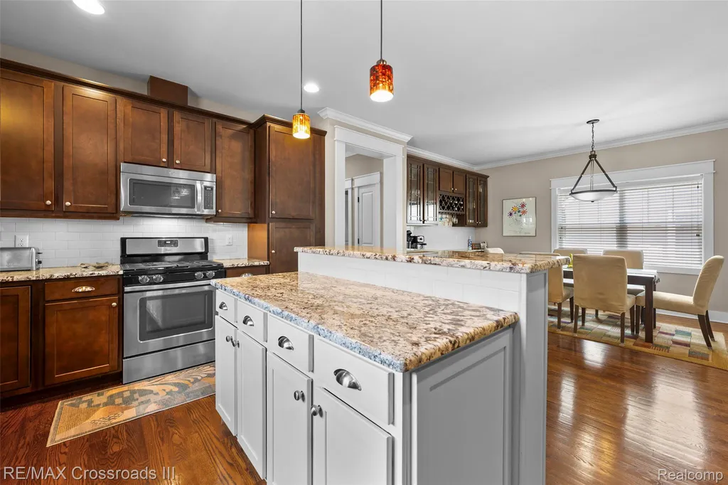 1506 N Altadena Avenue Royal Oak City MI 48067