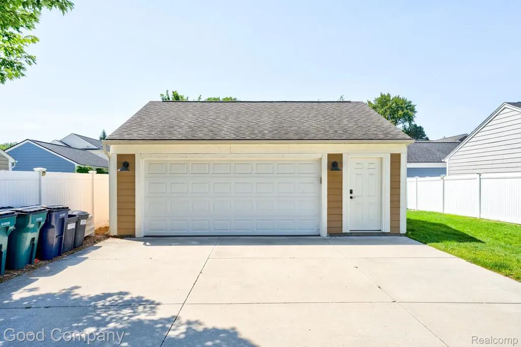 820 Baldwin Avenue Royal Oak City MI 48067