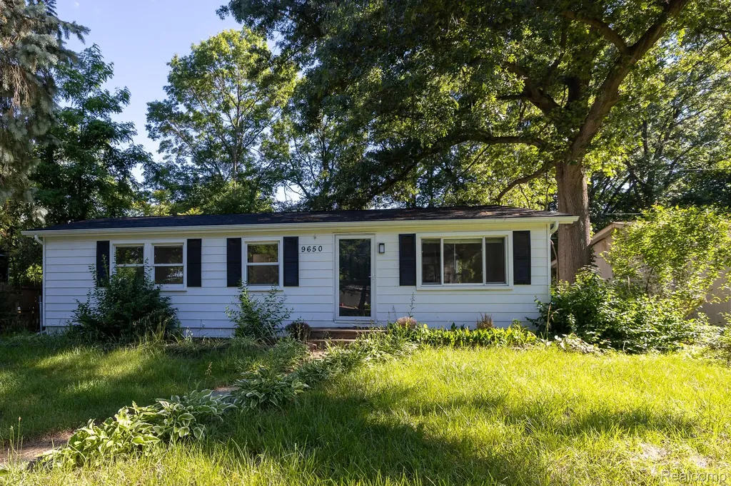 9650 Cooley Lake Road White Lake Charter Township MI 48386