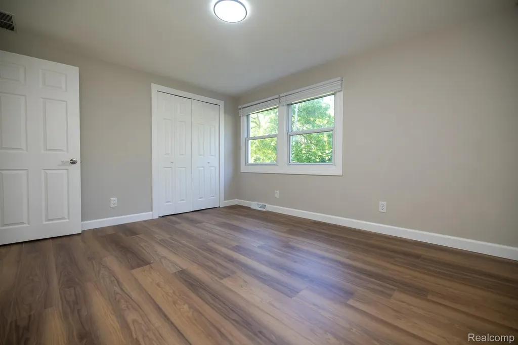 9650 Cooley Lake Road White Lake Charter Township MI 48386
