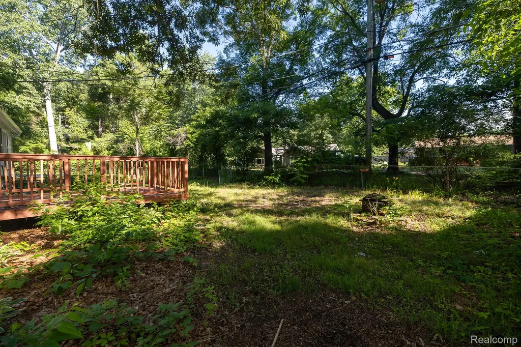 9650 Cooley Lake Road White Lake Charter Township MI 48386