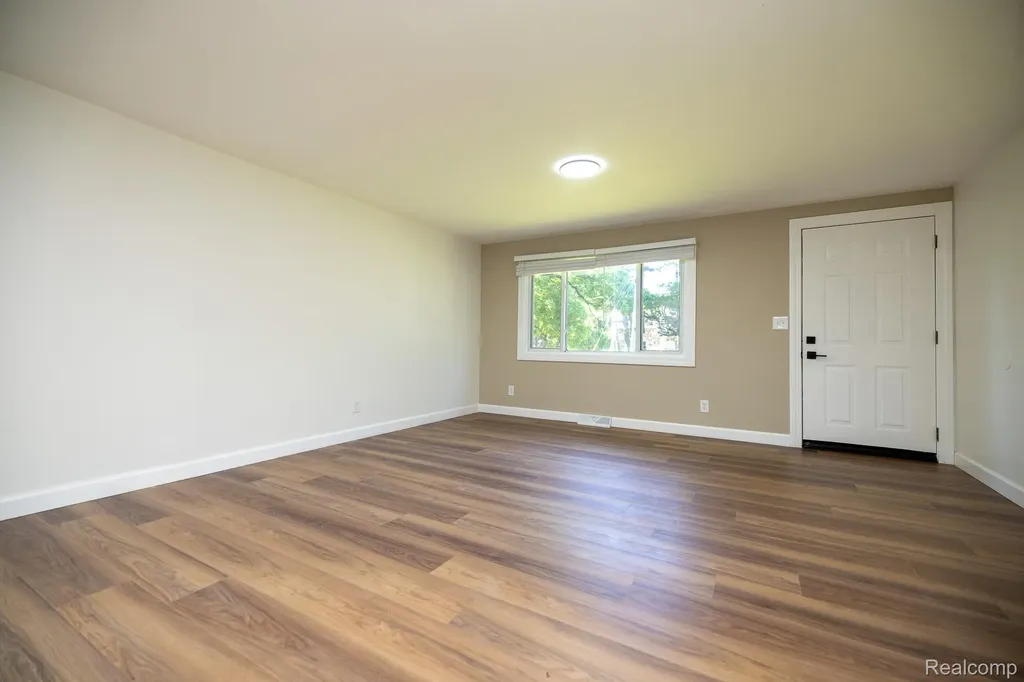 9650 Cooley Lake Road White Lake Charter Township MI 48386