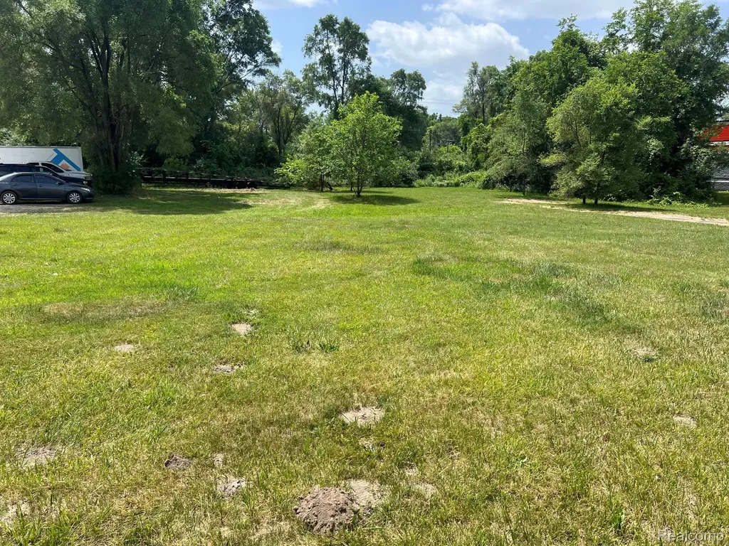 1680 E Michigan Avenue York Charter Township MI 48198