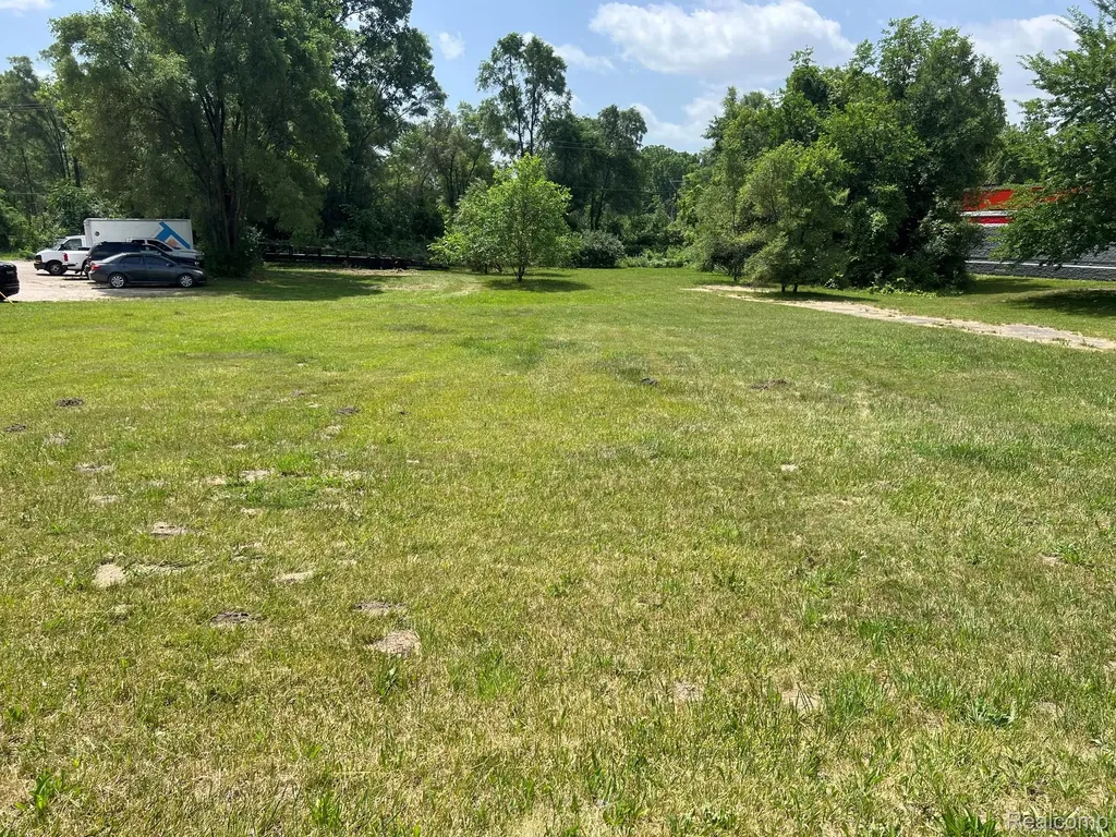 1680 E Michigan Avenue York Charter Township MI 48198