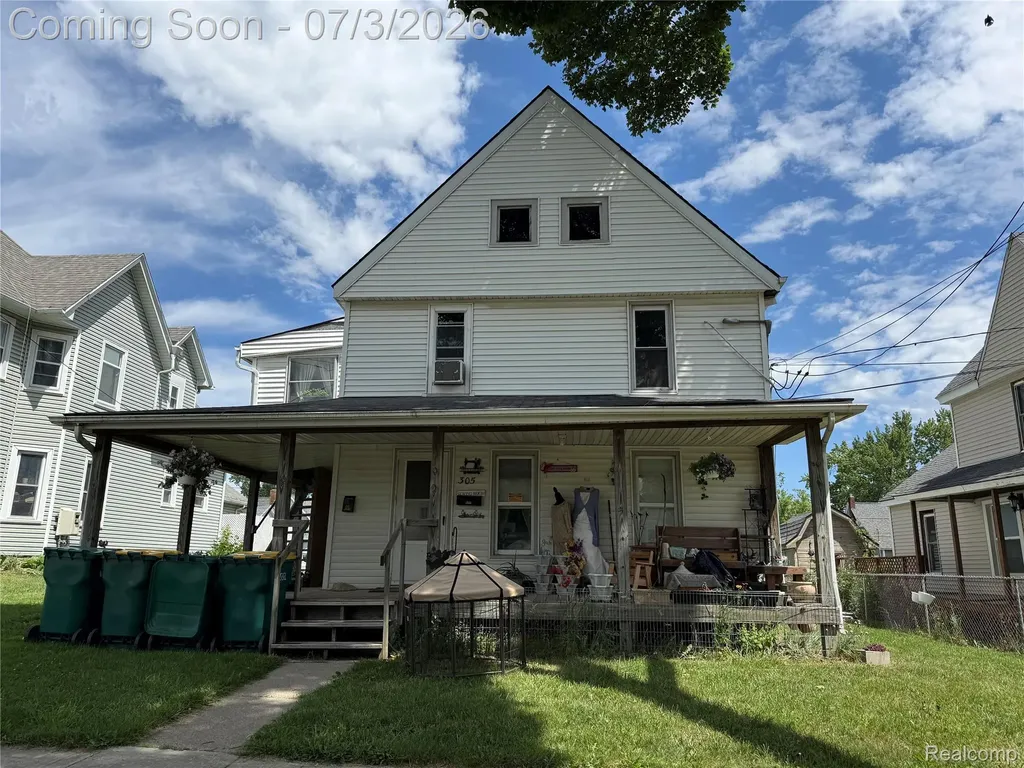 305 E Main Street Durand City MI 48429