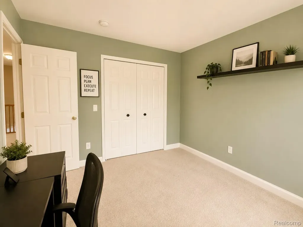 45125 Horseshoe Circle Canton Charter Township MI 48187