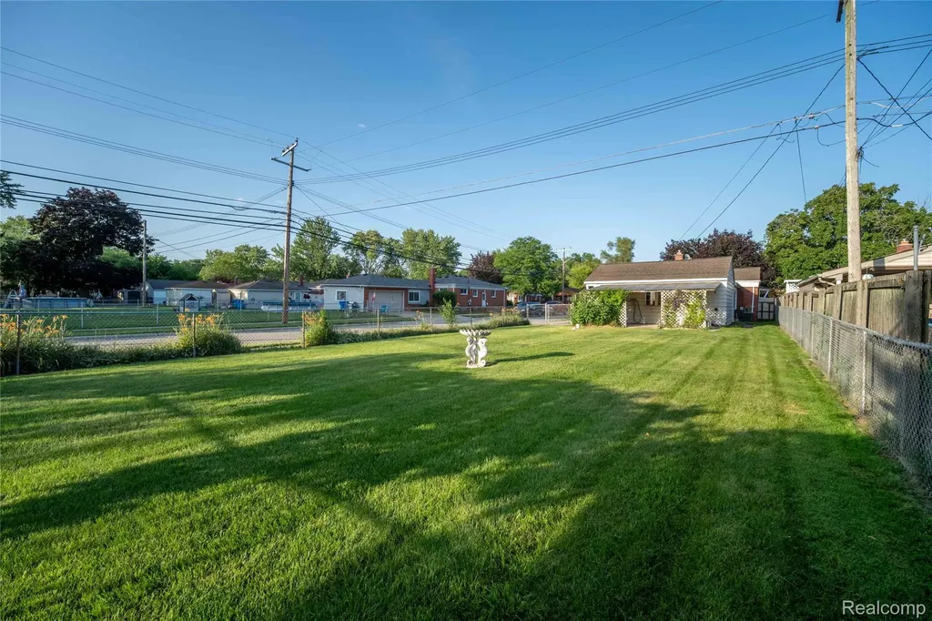 4402 Vassar Street Dearborn Heights City MI 48125