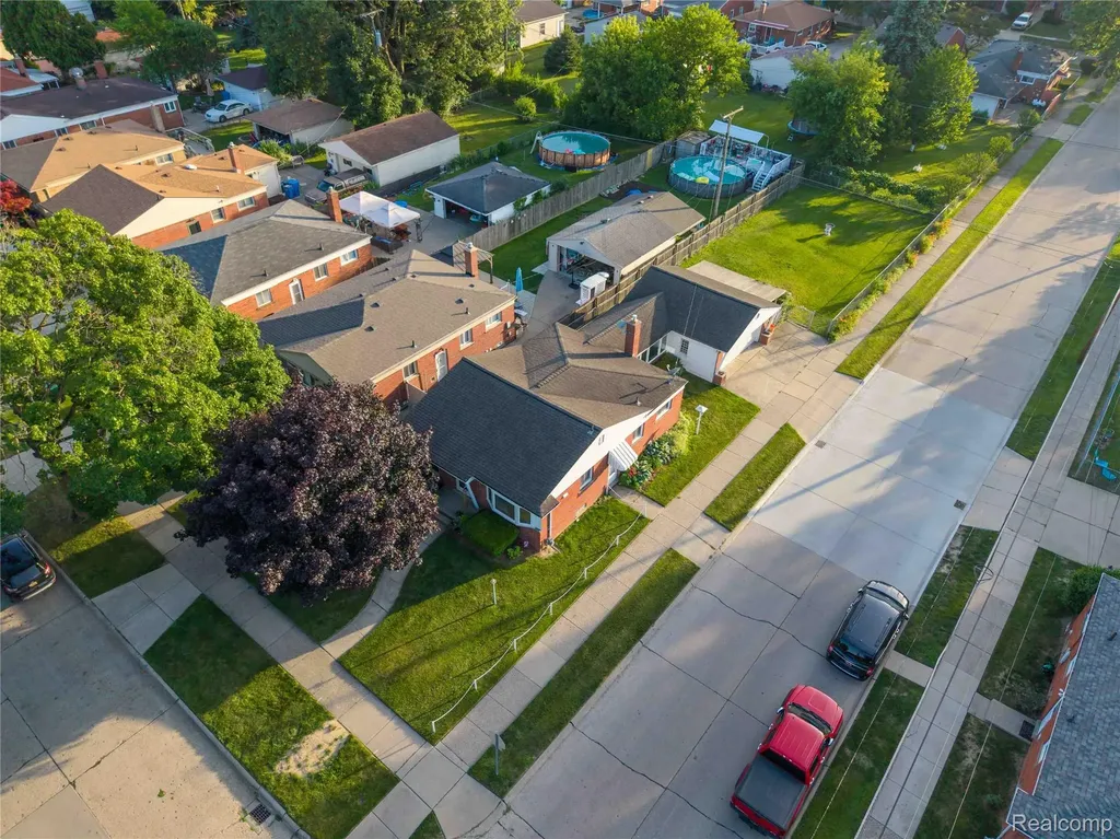 4402 Vassar Street Dearborn Heights City MI 48125