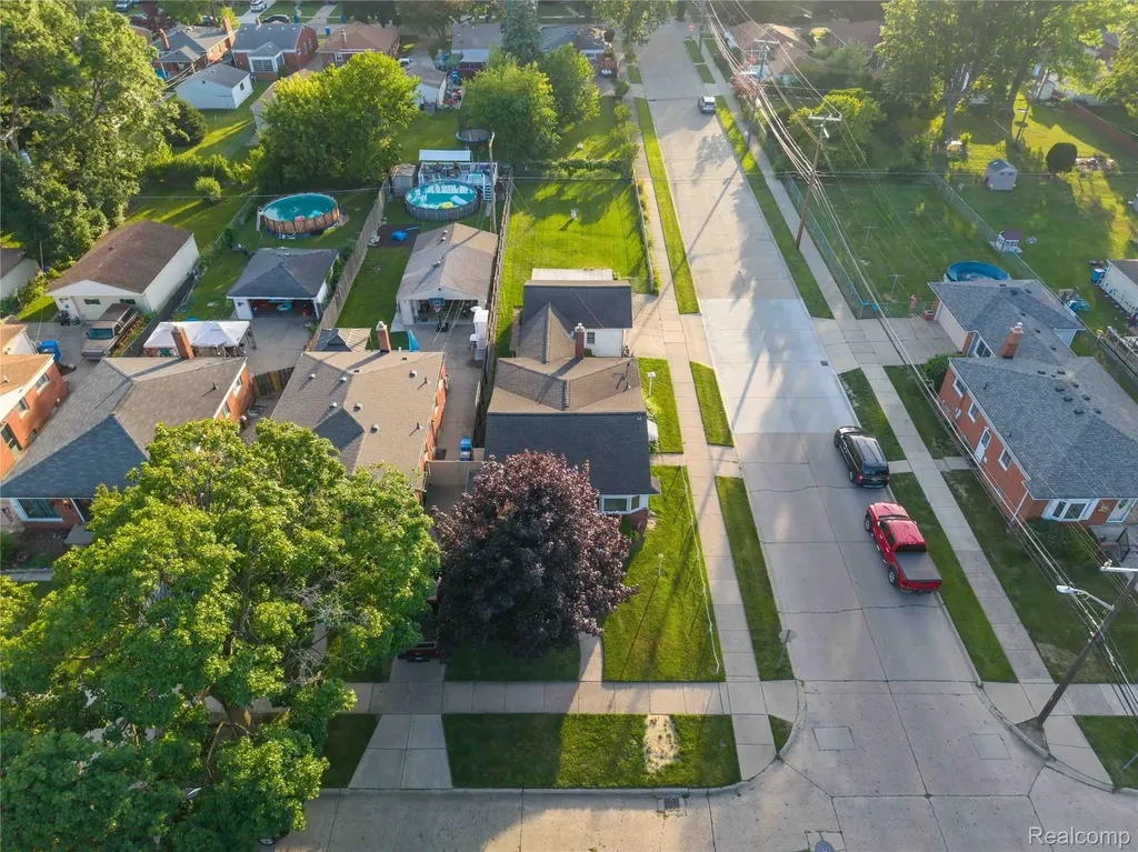 4402 Vassar Street Dearborn Heights City MI 48125