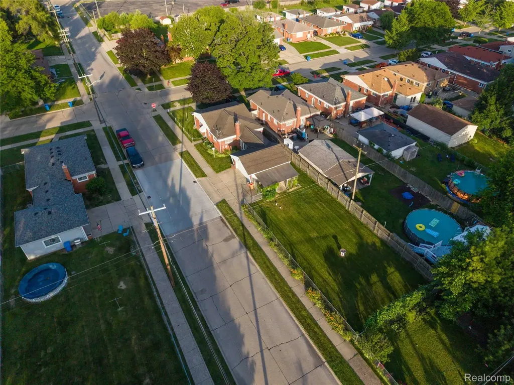 4402 Vassar Street Dearborn Heights City MI 48125