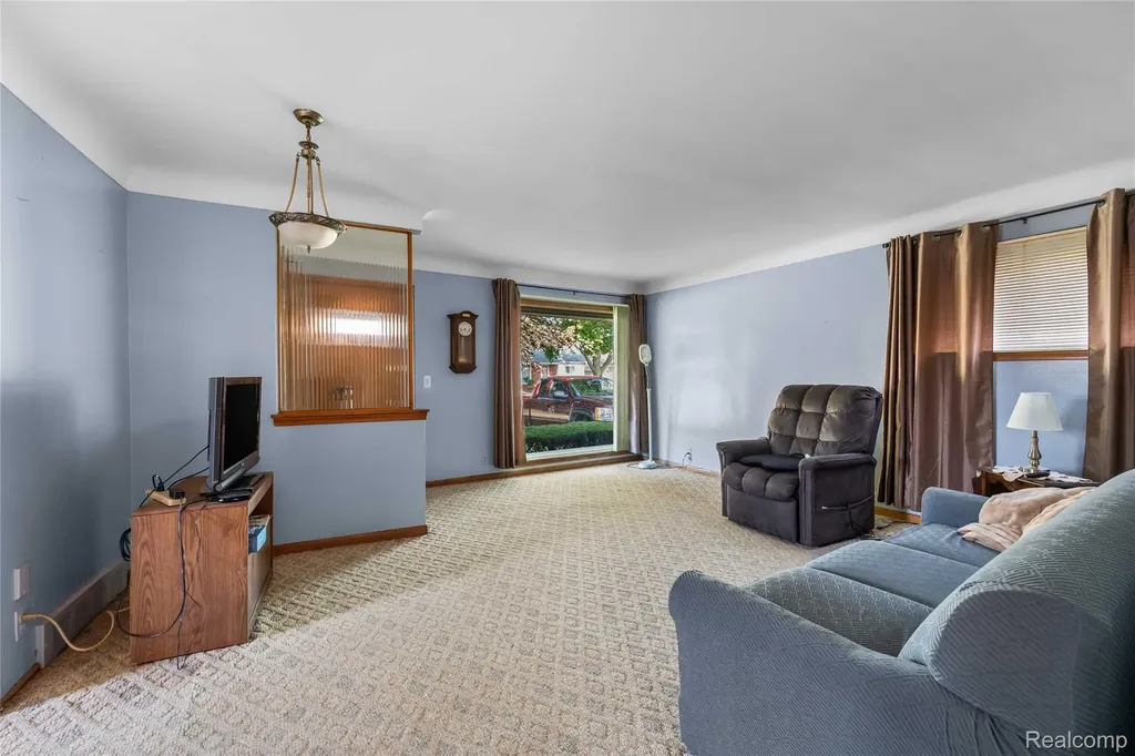 4402 Vassar Street Dearborn Heights City MI 48125