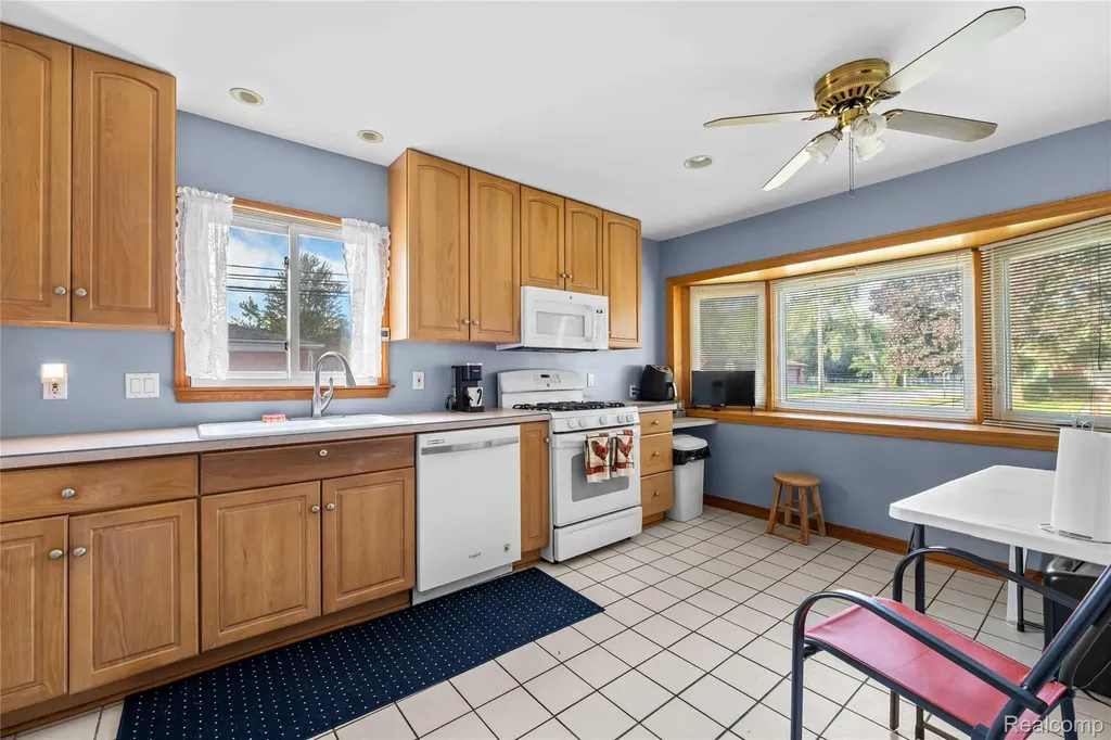 4402 Vassar Street Dearborn Heights City MI 48125