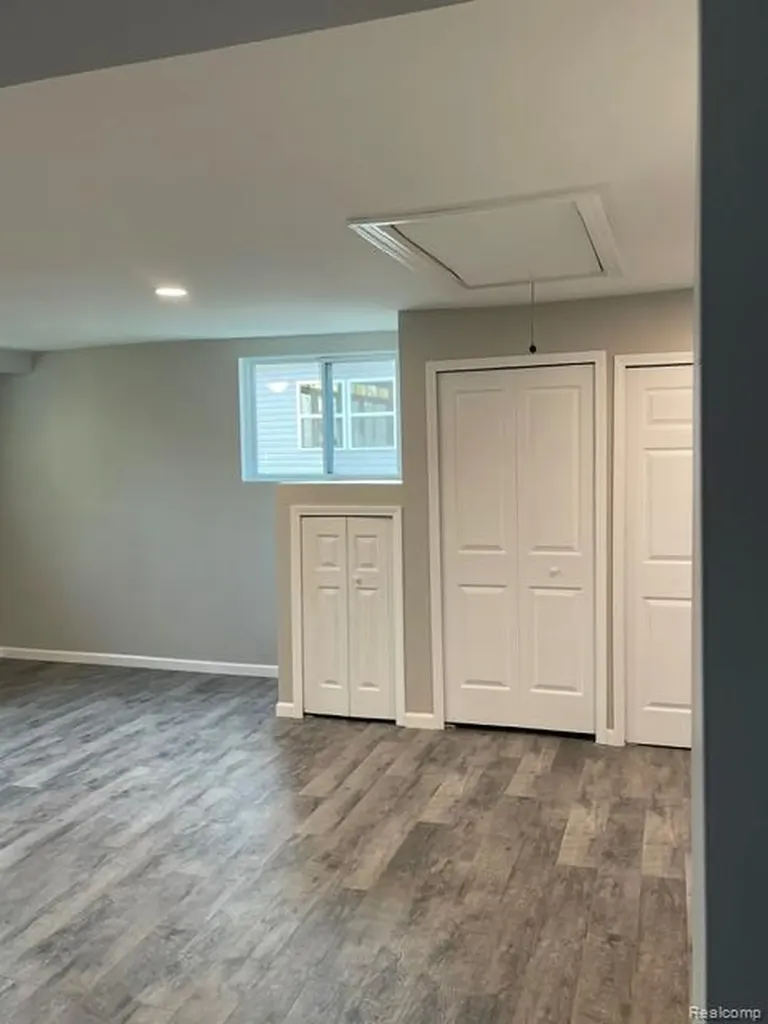 29311 Rockcastle Street Farmington Hills City MI 48336