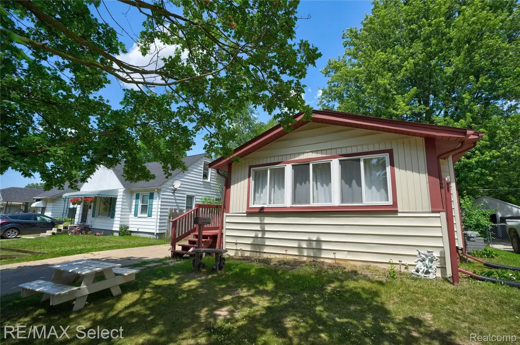 4233 Menton Street Flint City MI 48507
