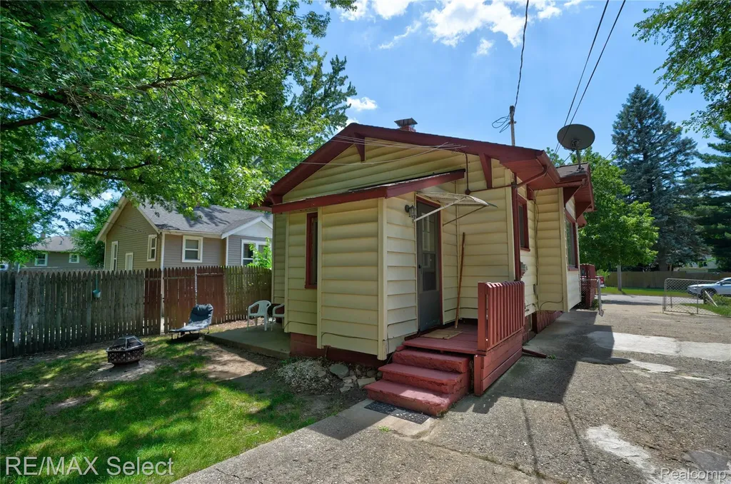 4233 Menton Street Flint City MI 48507