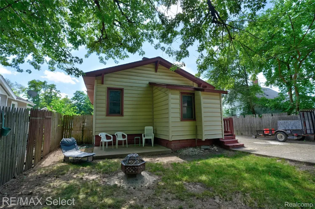 4233 Menton Street Flint City MI 48507