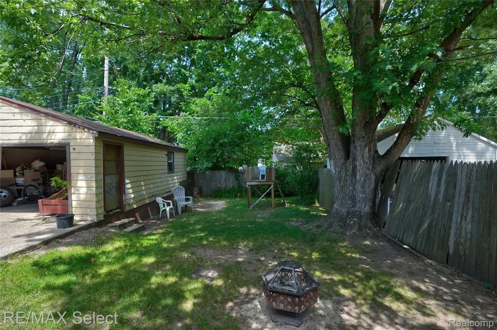 4233 Menton Street Flint City MI 48507