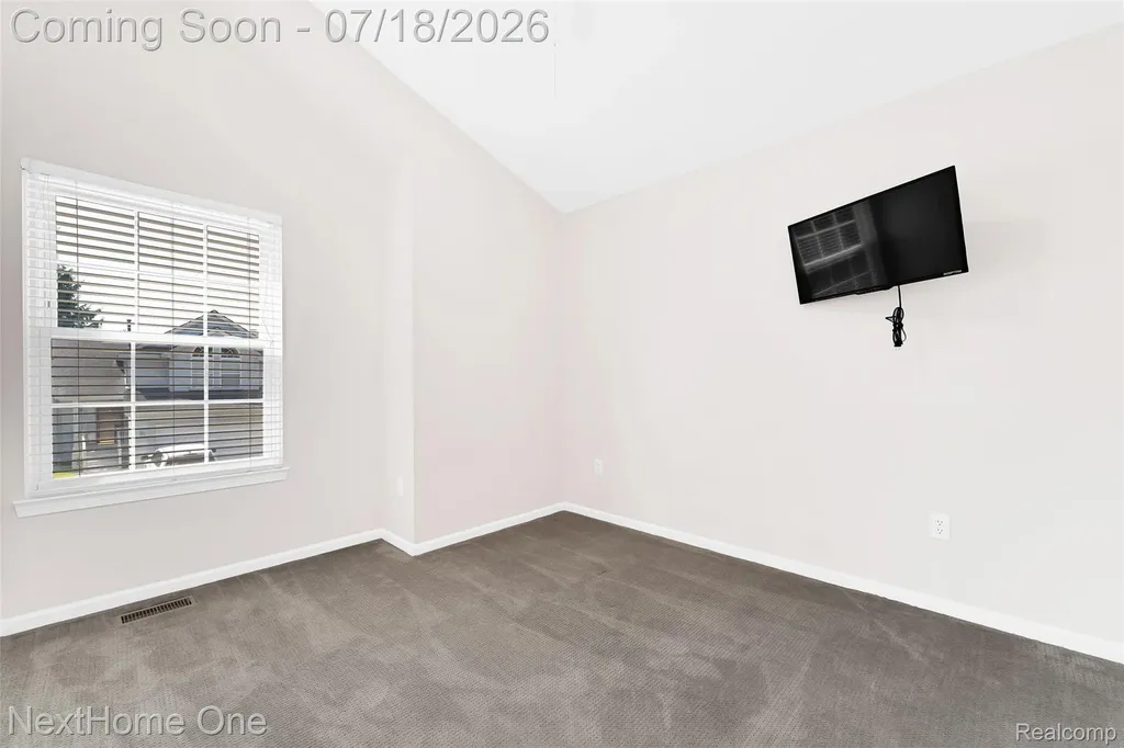 6496 Lake Meadow Drive Waterford Charter Township MI 48327