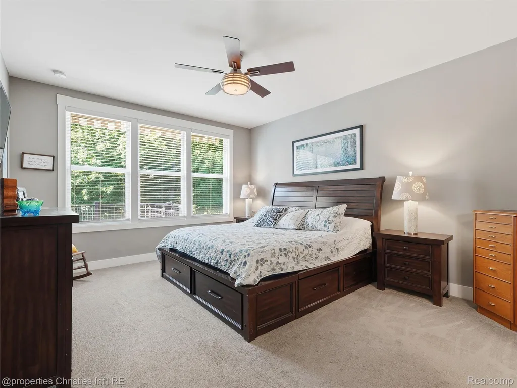 30243 Macintosh Lane Lyon Charter Township MI 48165