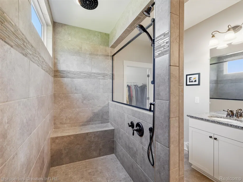 30243 Macintosh Lane Lyon Charter Township MI 48165