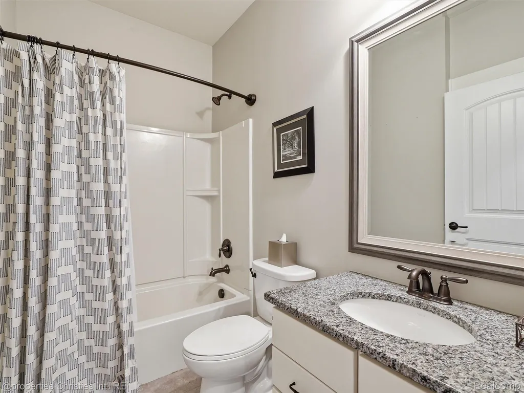 30243 Macintosh Lane Lyon Charter Township MI 48165