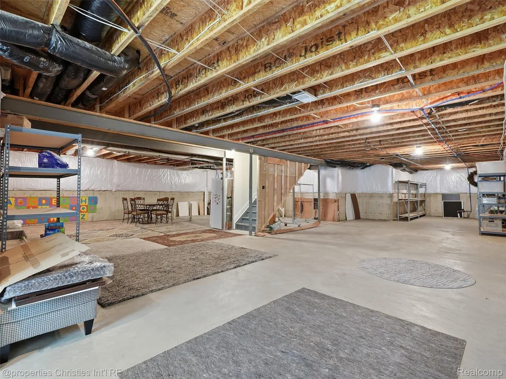 30243 Macintosh Lane Lyon Charter Township MI 48165