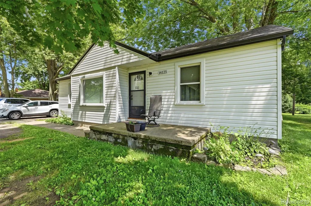 14125 Racho Boulevard Taylor City MI 48180