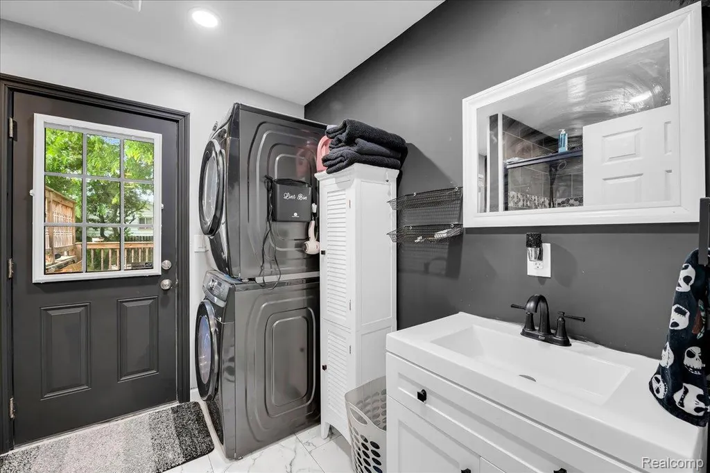 6514 Luanne Drive Mt. Morris Township MI 48433