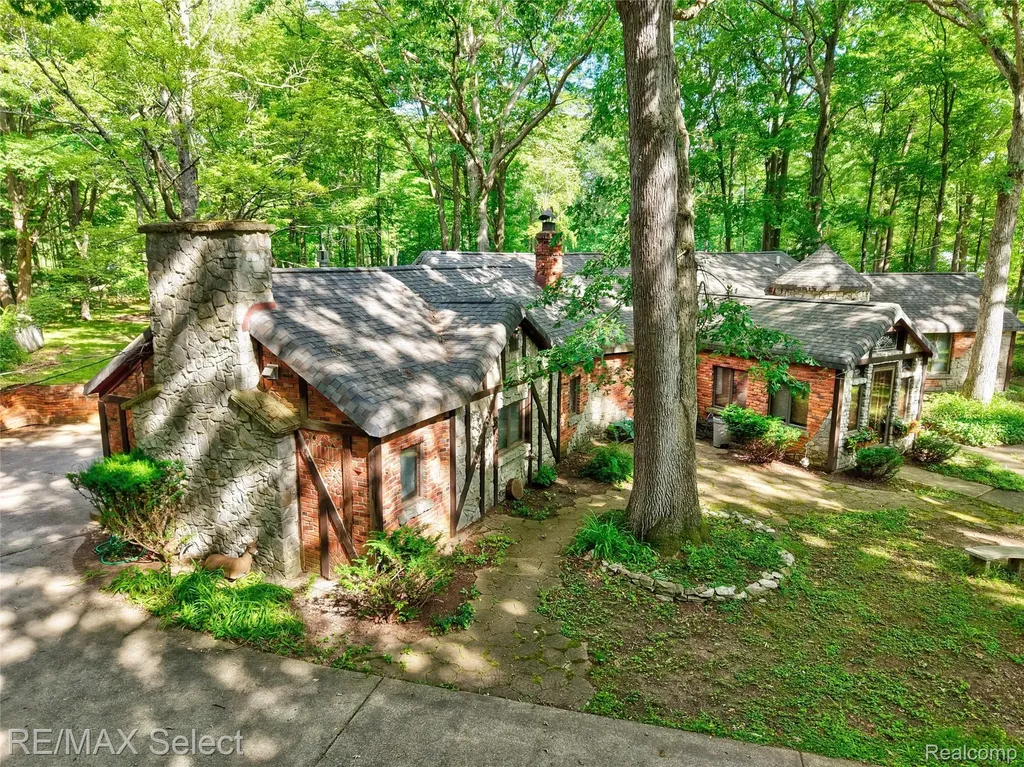 3471 S Towerline Road Bridgeport Charter Township MI 48722